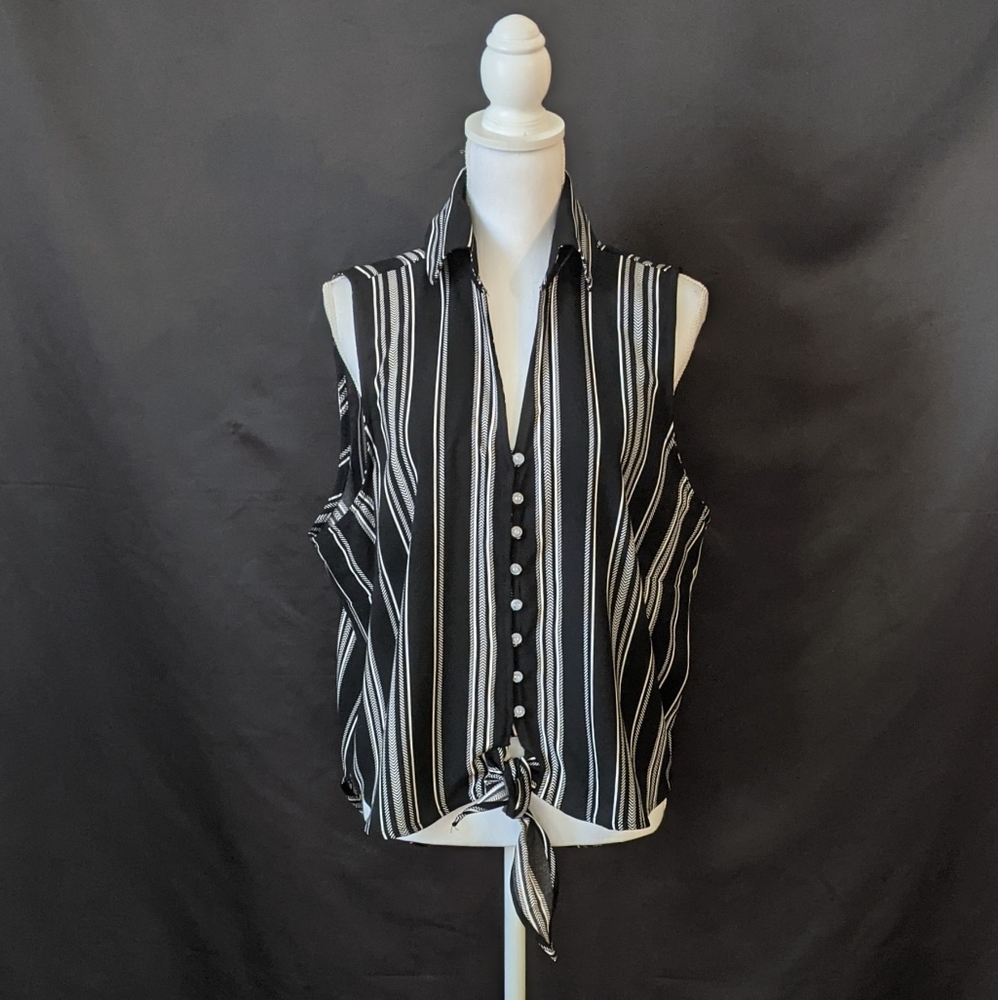 *Alpha Amour Sleeveless Top